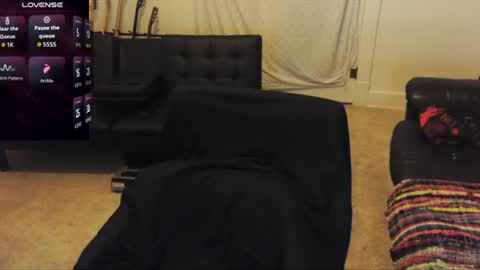 stormythunder online show from August 7, 10:59 am