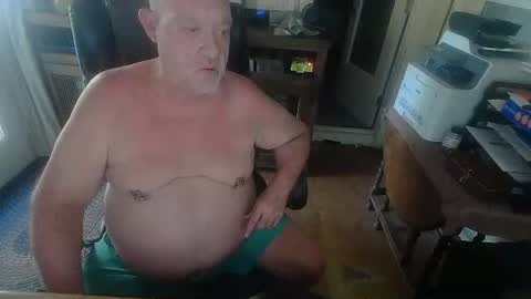 lonely here in the country online show from August 1, 3:07 pm