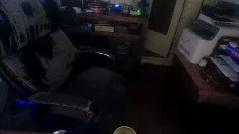 lonely here in the country online show from August 2, 3:35 am