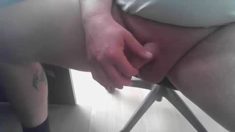 str8shooter11 online show from April 6, 2:43 pm