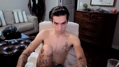 str8whiteboy21 online show from July 31, 6:24 pm