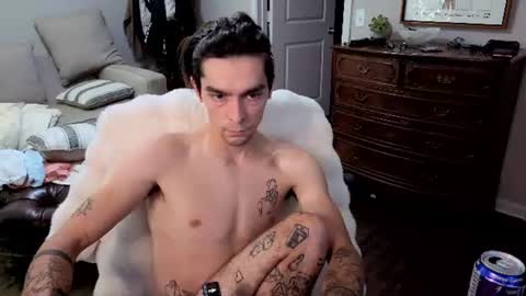 str8whiteboy21 online show from August 6, 2:27 pm