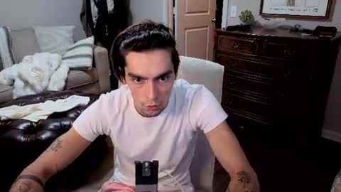 str8whiteboy21 online show from August 7, 1:05 am