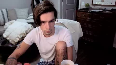 str8whiteboy21 online show from August 7, 3:12 pm