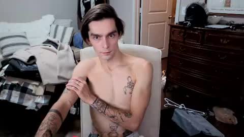 str8whiteboy21 online show from August 9, 5:08 am