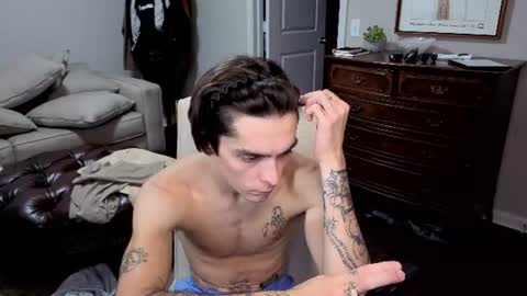 str8whiteboy21 online show from August 14, 6:17 am