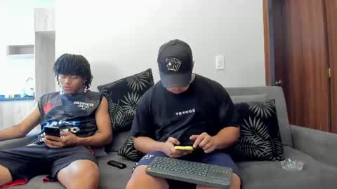 straight__friends online show from August 7, 2:17 pm