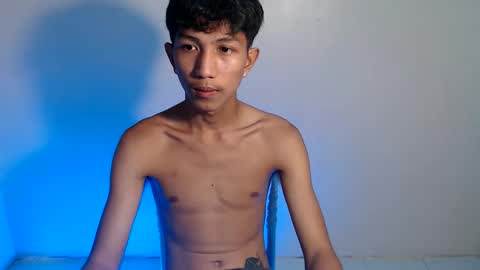 straight_boyx online show from June 4, 10:30 am