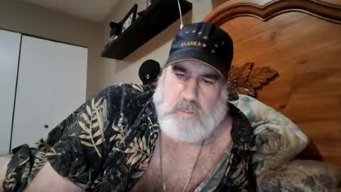 Straightbear4you online show from July 6, 7:44 am