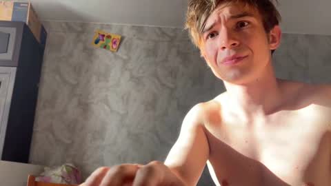 Ray online show from August 5, 3:43 pm