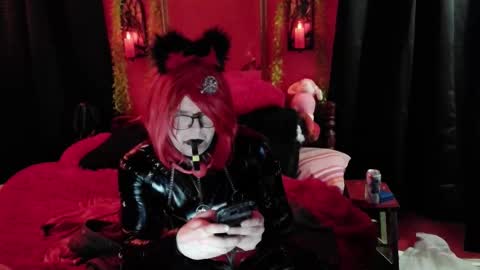 strangespence online show from February 21, 8:34 am
