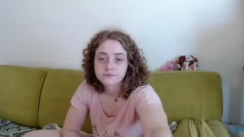 Strawberrylotsacake online show from June 2, 1:25 pm