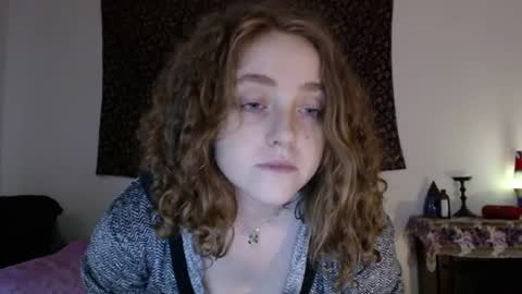 Strawberrylotsacake online show from July 7, 5:28 pm