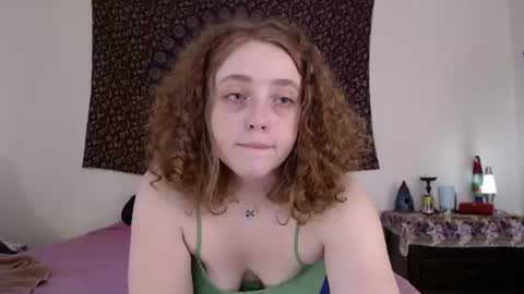 Strawberrylotsacake online show from July 8, 6:34 pm