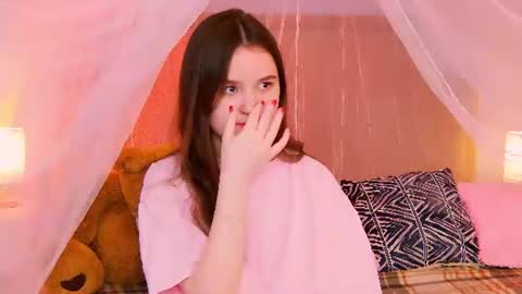 Bunny online show from August 5, 2:48 pm