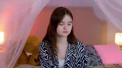 Bunny online show from August 11, 4:20 pm