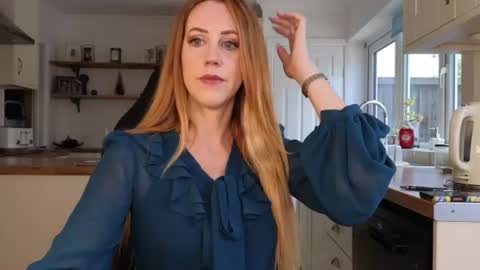 Goddess Amorina online show from August 5, 12:25 pm