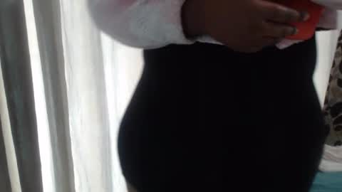 stripqueen750347 online show from August 14, 9:46 am
