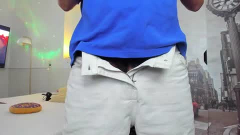 strosa_ online show from July 16, 9:59 pm