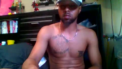 SteakStrippaton online show from June 4, 7:40 pm