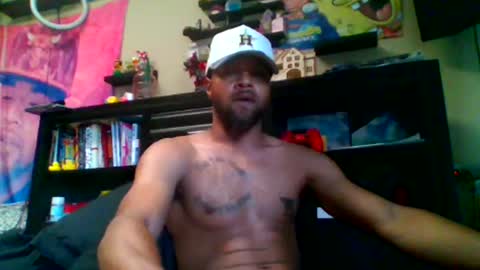 SteakStrippaton online show from June 5, 6:35 pm