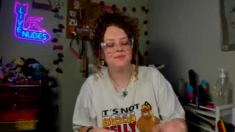 Strwbby online show from July 2, 2:01 am