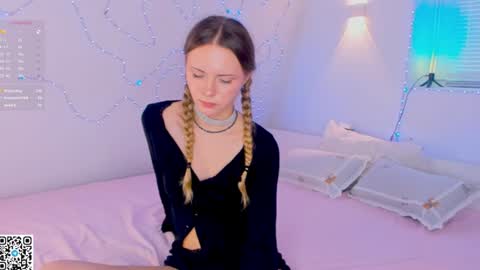 Olivia online show from July 25, 6:17 am