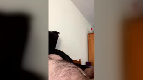 stud_1975 online show from April 5, 8:33 am