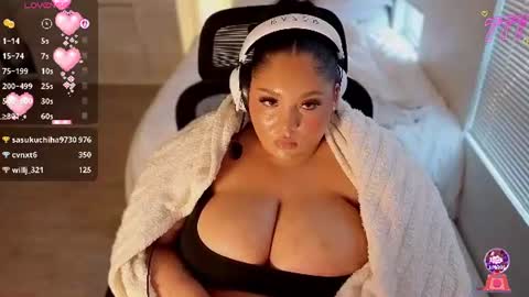 stunnahaus online show from August 10, 10:38 am
