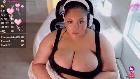 stunnahaus online show from August 10, 11:44 am