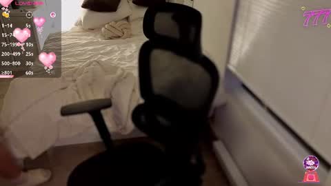 stunnahaus online show from August 15, 5:44 am