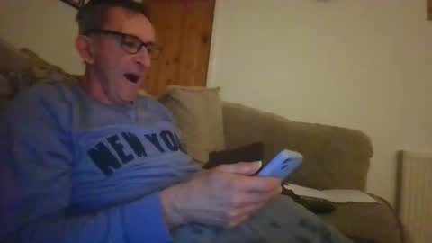 stuuuey73 online show from May 12, 9:26 pm