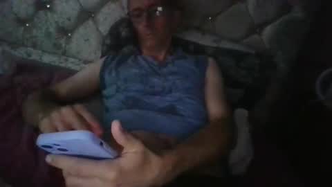 stuuuey73 online show from June 6, 4:40 am