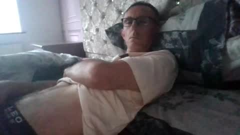 stuuuey73 online show from July 12, 5:14 am