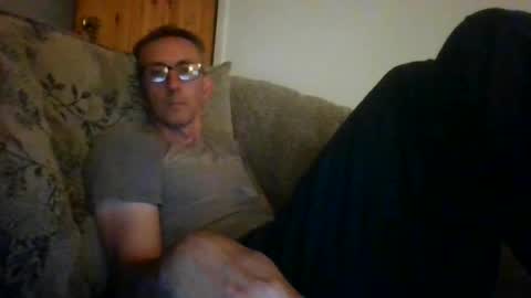 stuuuey73 online show from July 18, 10:44 pm