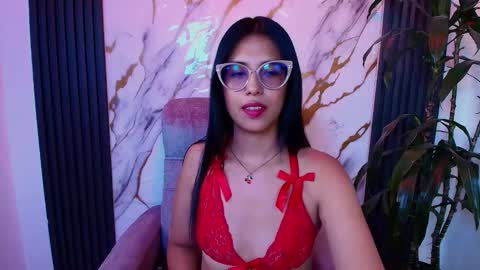 sub_scarlett_ online show from March 20, 5:16 pm
