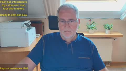 subbear1968 online show from June 24, 11:23 am