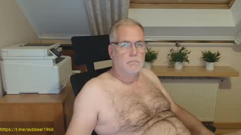 subbear1968 online show from July 3, 8:55 pm