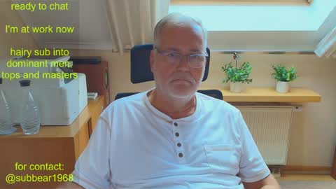 subbear1968 online show from August 7, 10:15 am