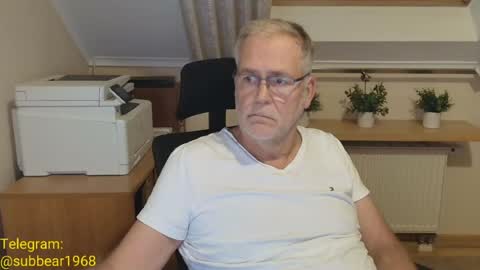 subbear1968 online show from August 14, 9:29 pm