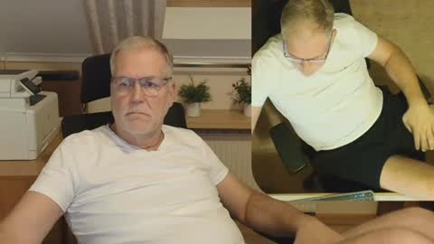 subbear1968 online show from August 15, 9:52 pm