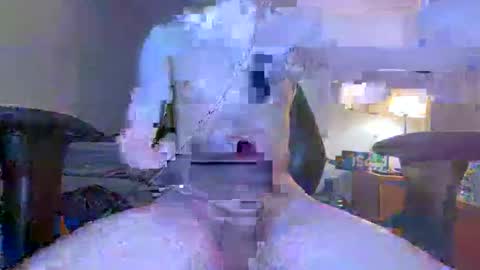 subbyboi5487 online show from May 6, 2:02 am