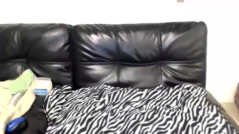 Sub Bottom for You online show from May 13, 8:36 am