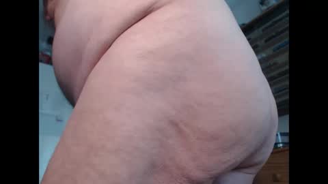 subibuns online show from May 16, 8:58 am