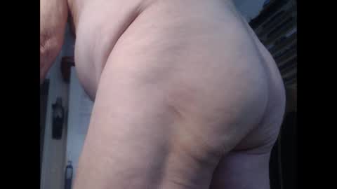 subibuns online show from June 4, 12:53 pm