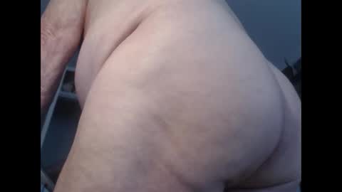 subibuns online show from June 9, 10:43 am