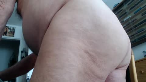 subibuns online show from July 28, 8:31 am