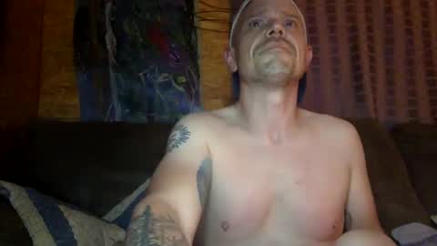 Smokin online show from April 22, 12:19 pm