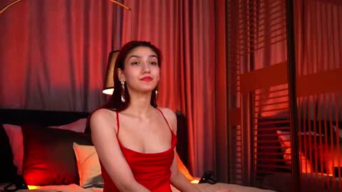 subtleart_ online show from August 5, 8:51 pm