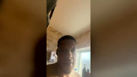 succafreeswag online show from June 11, 10:27 pm